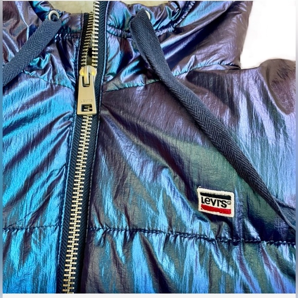 Levi’s Molly Sherpa Lined Puffer Jacket - Picture 9 of 13